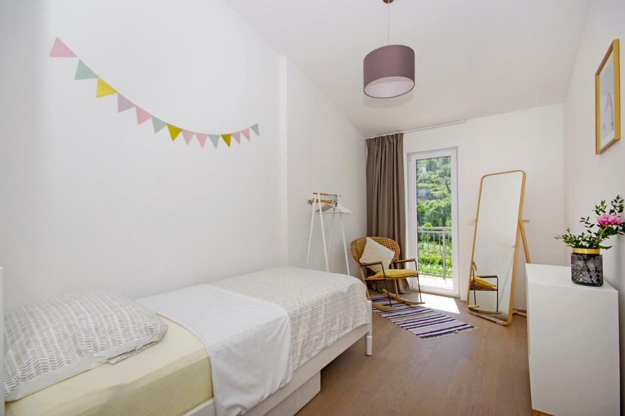 Manuela Apartment Podstrana Exterior photo